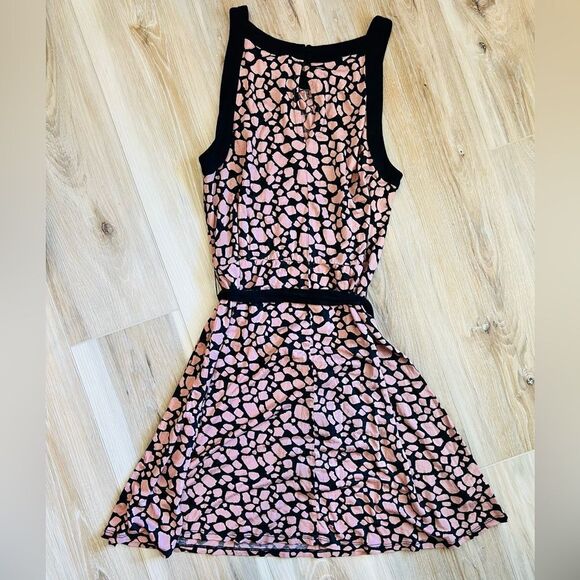 ANN TAYLOR LOFT SLEEVELESS DRESS SIZE SMALL - Picture 2 of 8